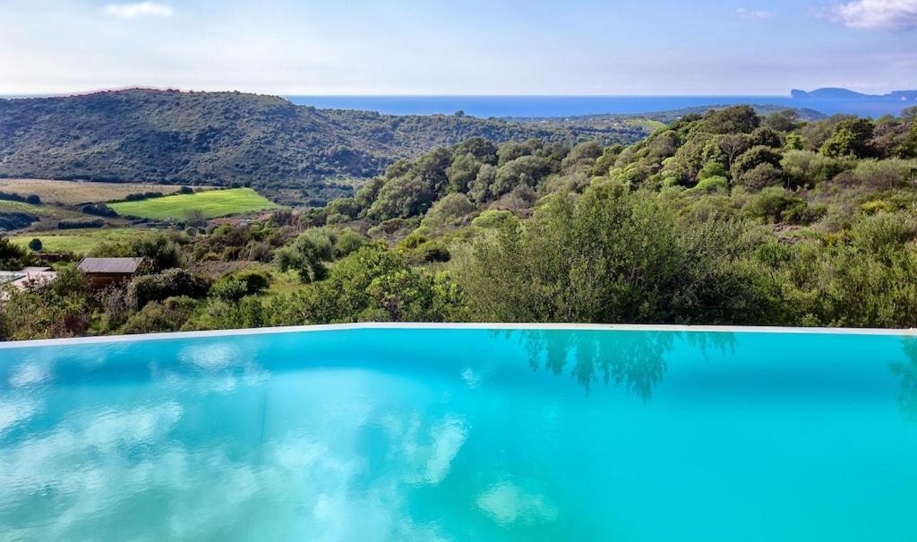 Fronte Mare 5 6 Bagni Infinity Pool Wifi Per 12 Persone Villa Alghero