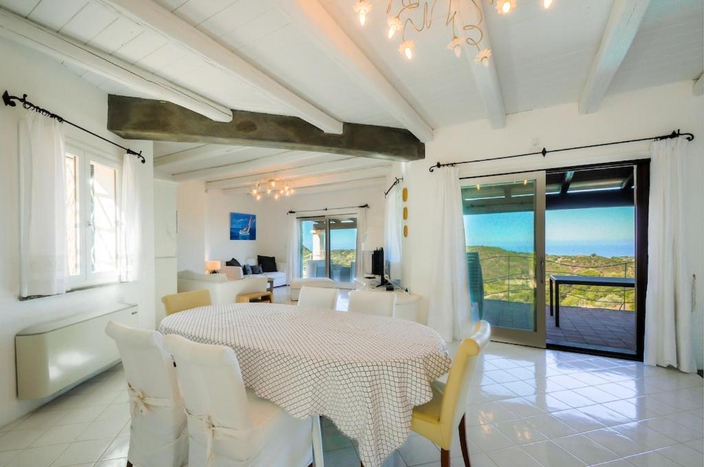 Fronte Mare 5 6 Bagni Infinity Pool Wifi Per 12 Persone Alghero