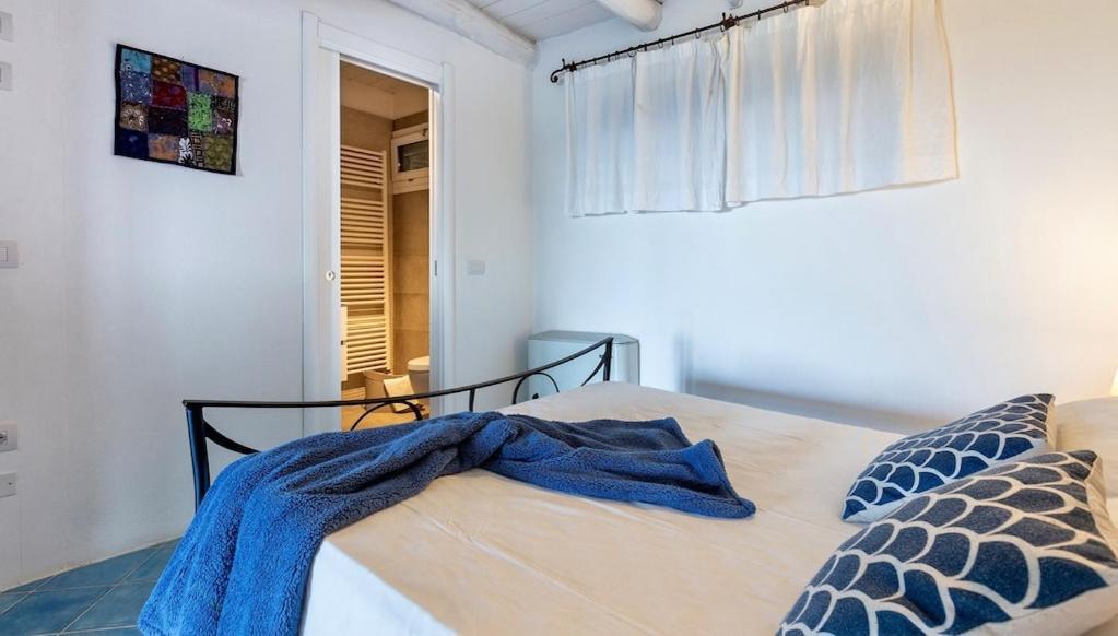 Fronte Mare 5 6 Bagni Infinity Pool Wifi Per 12 Persone Villa Alghero
